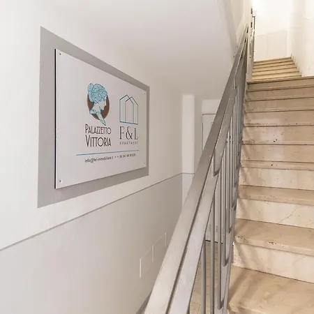 Palazzetto Vittoria - F&l *