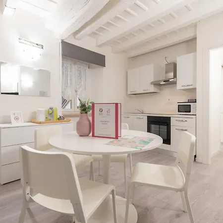 Palazzetto Vittoria - F&l Appartement