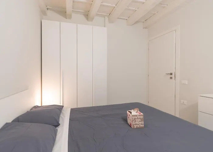 Palazzetto Vittoria - F&l * Brescia